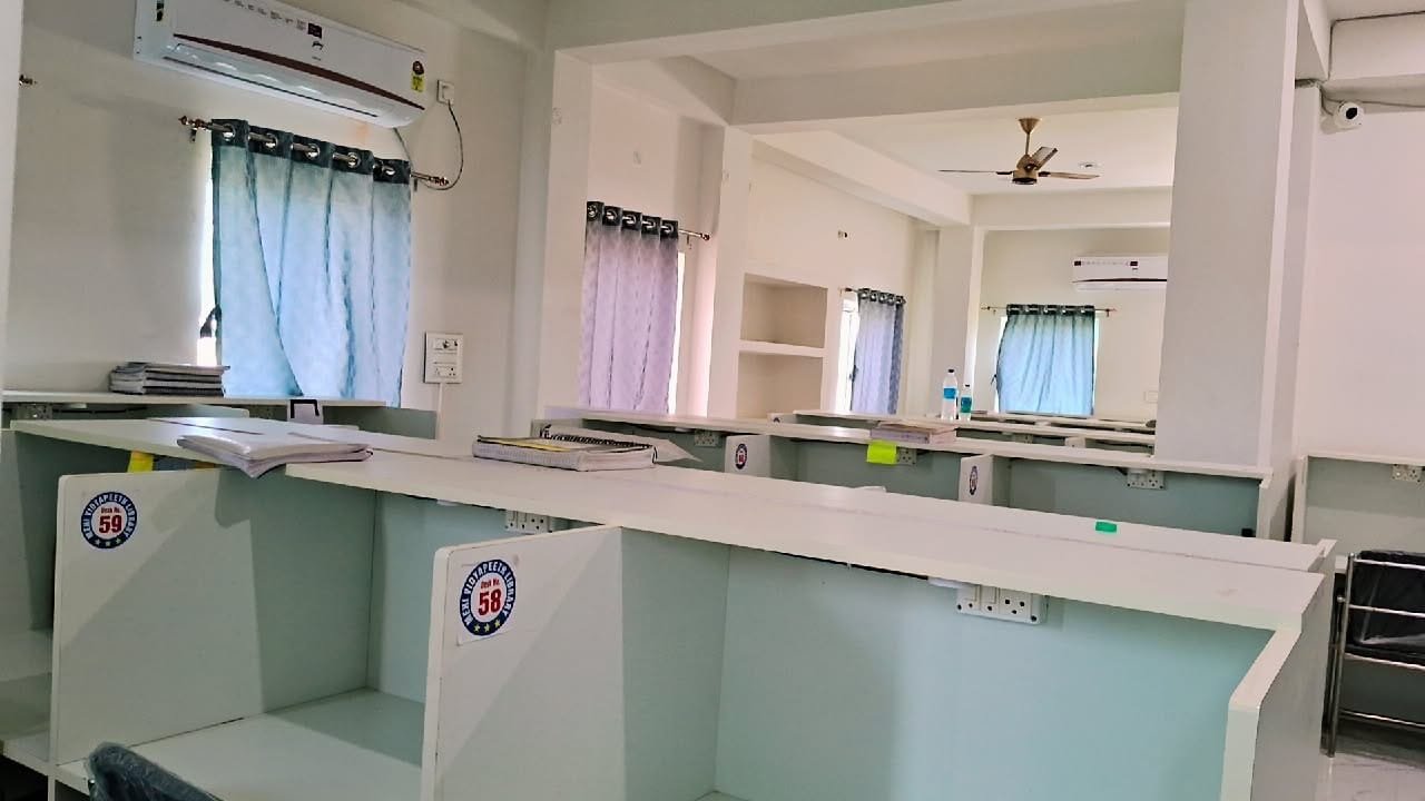 Library Study Environment